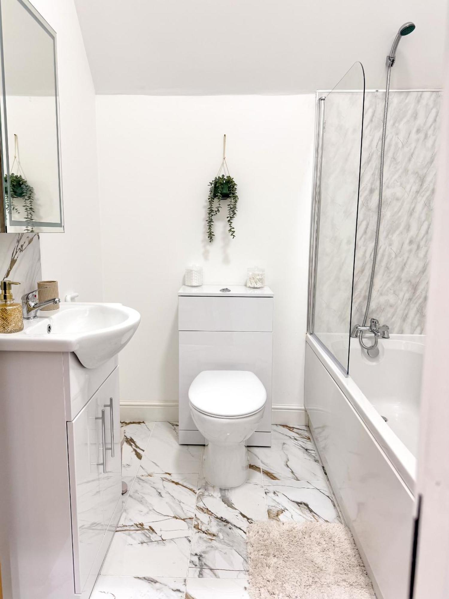 The Luxe Haven - Apartment Nottingham City Centre Екстериор снимка